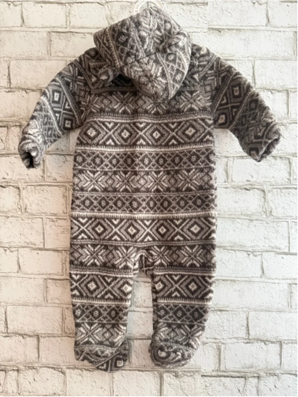 NWT Old Navy Baby Hooded Critter Footed One-Piece Bear-Isle fair isle pattern